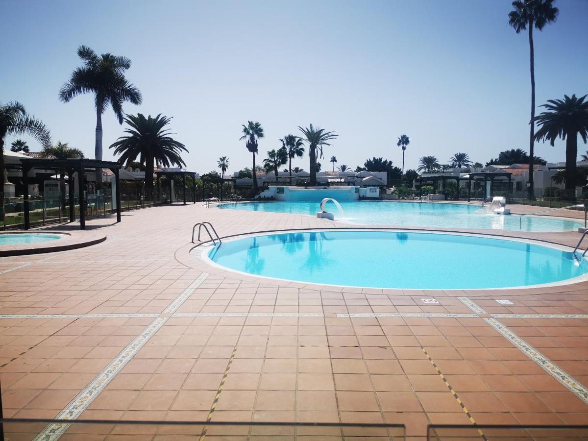 Private Room & Sunny Terrace San Bartolomé Екстериор снимка